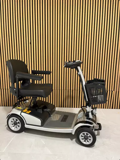 🛵 Motor für Personen mit eingeschränkter Mobilität